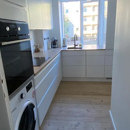 Spacious 1-bedroom In Aalborg